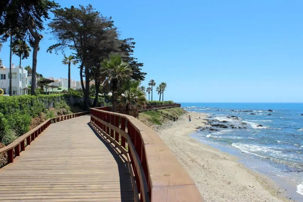 Mijas Costa - Riviera Del Sol - Splendid 2 Bedroom Apartment With Private Garden Sitio de Calahonda