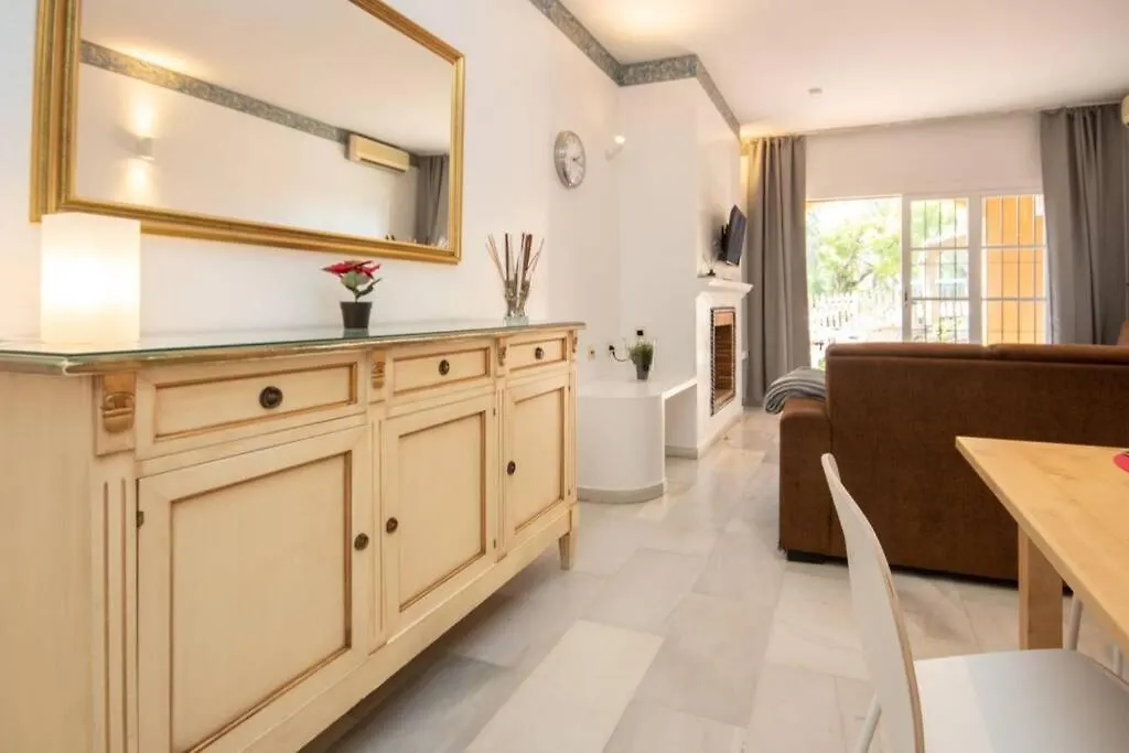 Mijas Costa - Riviera Del Sol - Splendid 2 Bedroom Apartment With Private Garden Sitio de Calahonda